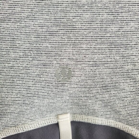 Lululemon Heathered Coal Wee Stripe Define Jacket Size 10 - Picture 9 of 10